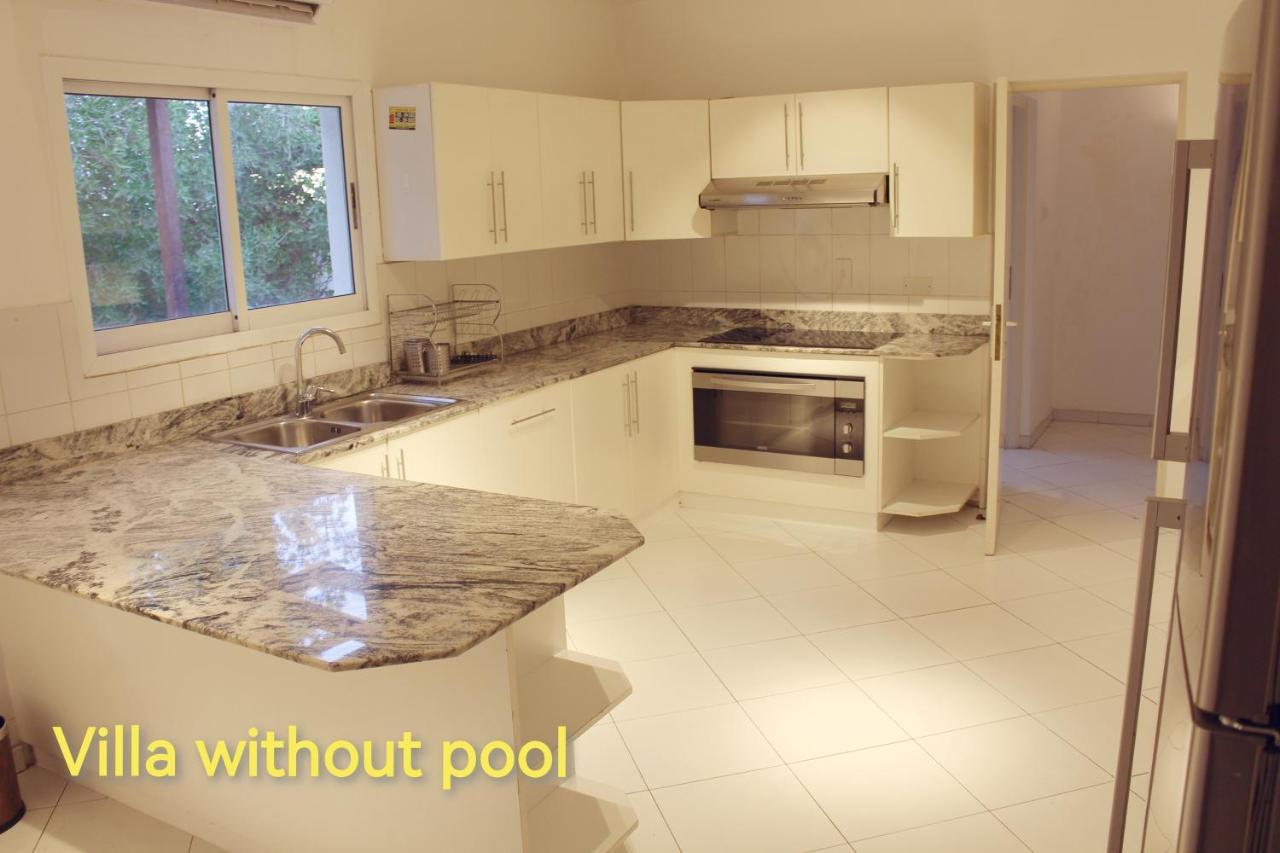 J5 Four Bedroom Villa Holiday Home In Al Wasl For Families Only Dubaj Exteriér fotografie